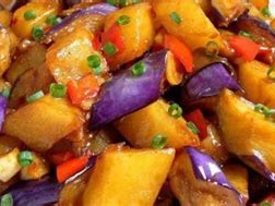 东北土豆烩茄子的制作方法